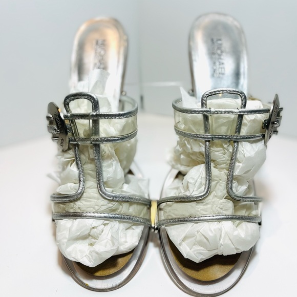 Clear Lucite Heels with Silver Accents - Picture 7 of 7